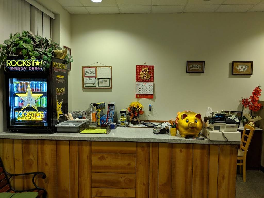 Wok On Wheels | restaurant | 55 E 1400 N Suite 110, Logan, UT 84341, USA | 4357537788 OR +1 435-753-7788