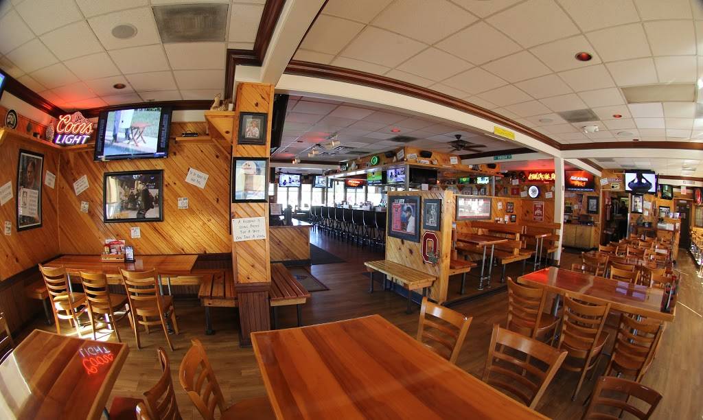 Roosters | restaurant | 1650 Stringtown Rd, Grove City, OH 43123, USA | 6145398711 OR +1 614-539-8711