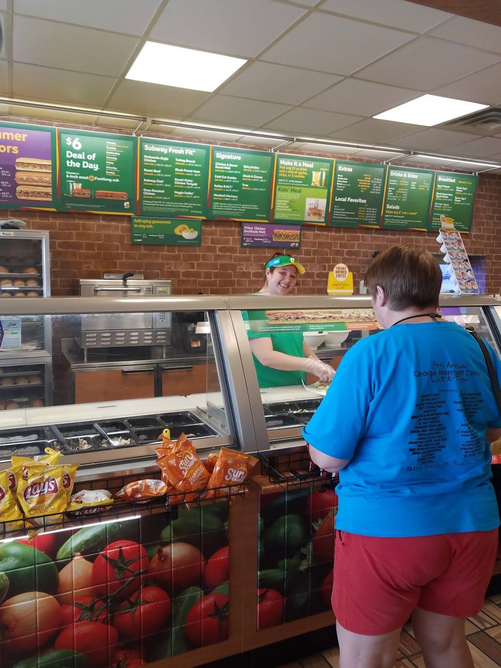 Subway Restaurants | restaurant | 1501 South State Rd 37, Elwood, IN 46036, USA | 7655526279 OR +1 765-552-6279