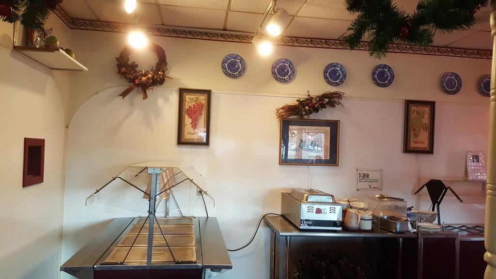 Caravelle Restaurant | restaurant | 1 Little Canada Rd E, Little Canada, MN 55117, USA | 6514831239 OR +1 651-483-1239