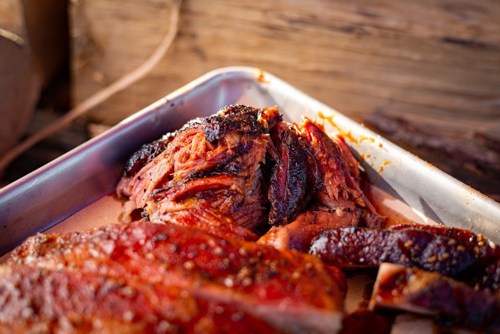 Wolfepack BBQ | restaurant | 910 E 5th St, Kansas City, MO 64106, USA | 8162680770 OR +1 816-268-0770