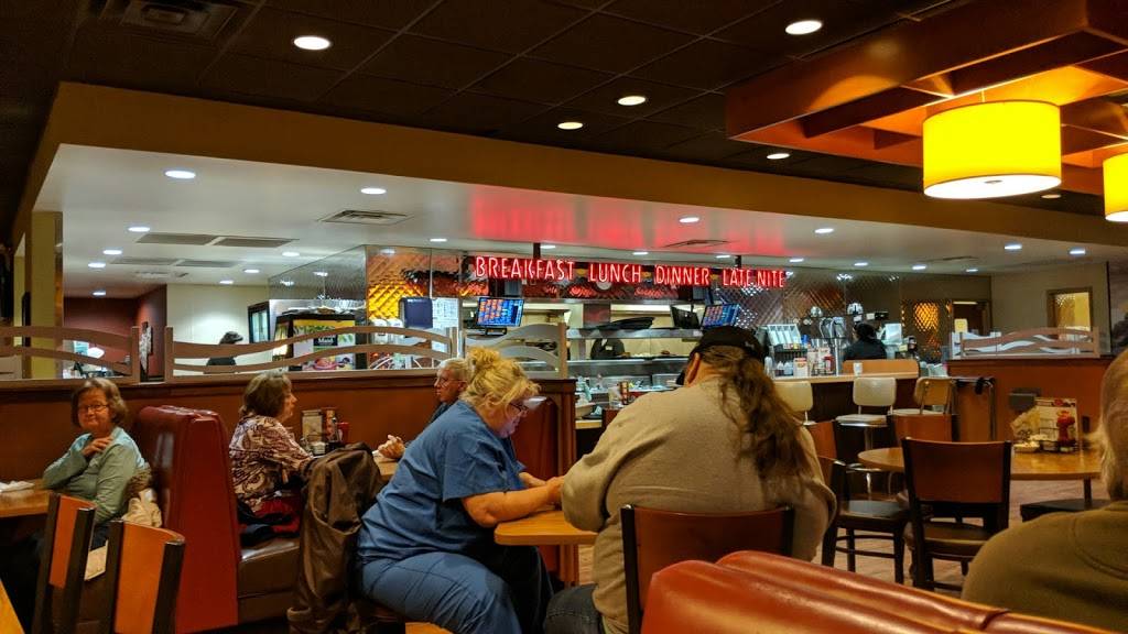 Dennys | restaurant | 2728 N S 6th Street Rd, Vincennes, IN 47591, USA | 8128860169 OR +1 812-886-0169