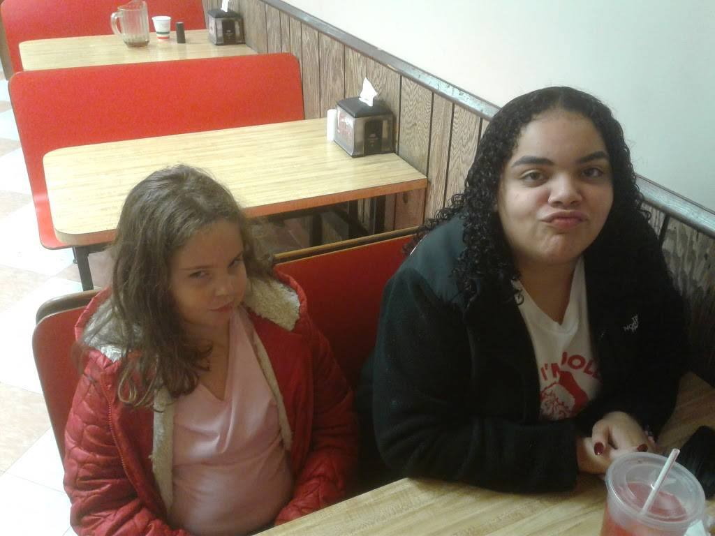 Pizza Star | restaurant | 4129 Woerner Ave, Levittown, PA 19057, USA | 2159457828 OR +1 215-945-7828