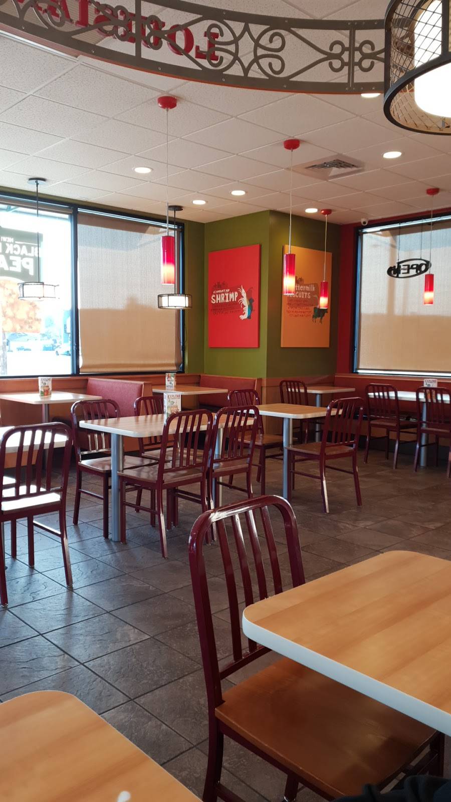 Popeyes Louisiana Kitchen | restaurant | 3004 N Blackstone Ave, Fresno, CA 93703, USA | 5593532890 OR +1 559-353-2890