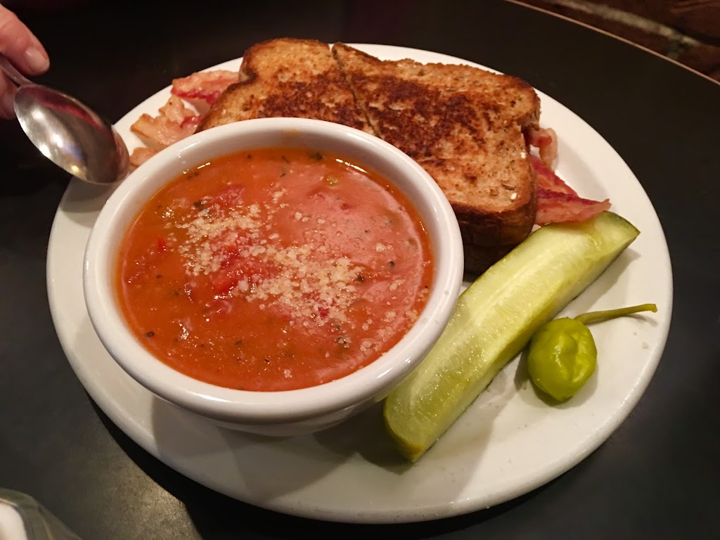 Nearly Famous Deli & Pasta House | restaurant | 2708 S Glenstone Ave, Springfield, MO 65804, USA | 4178833403 OR +1 417-883-3403