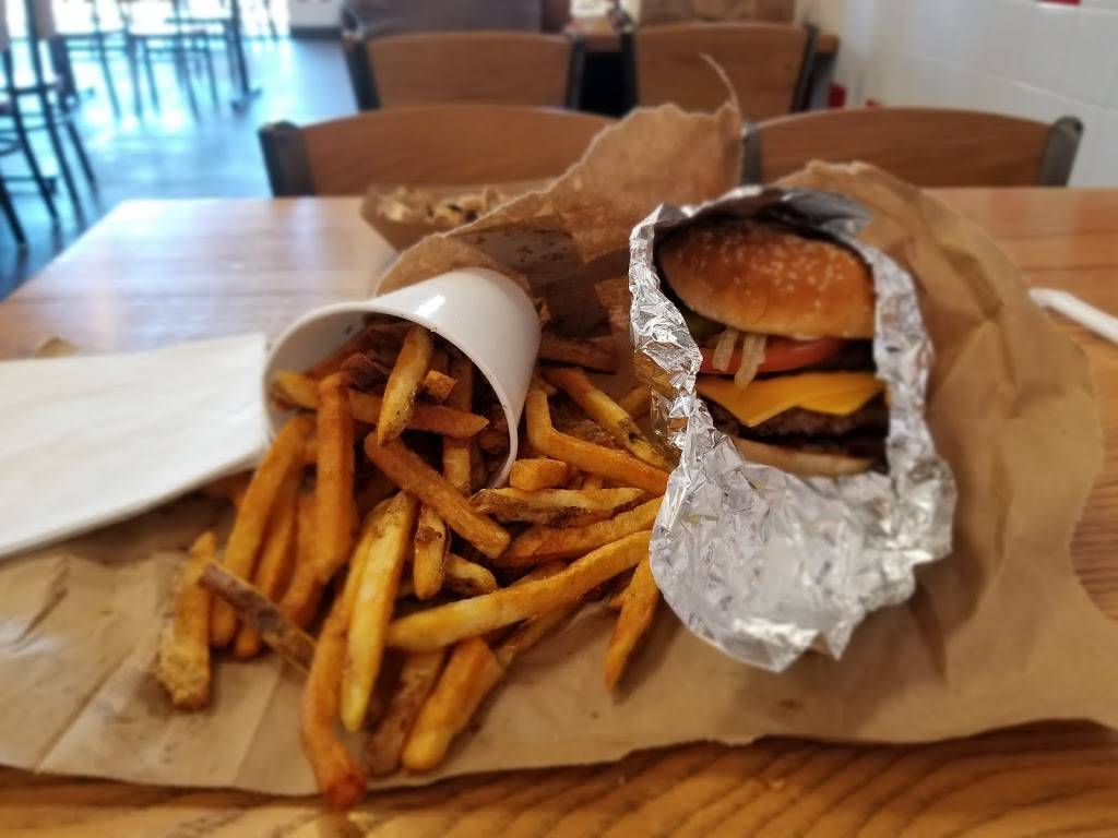 Five Guys | meal takeaway | 2750 E Bidwell St, Folsom, CA 95630, USA | 9164690001 OR +1 916-469-0001