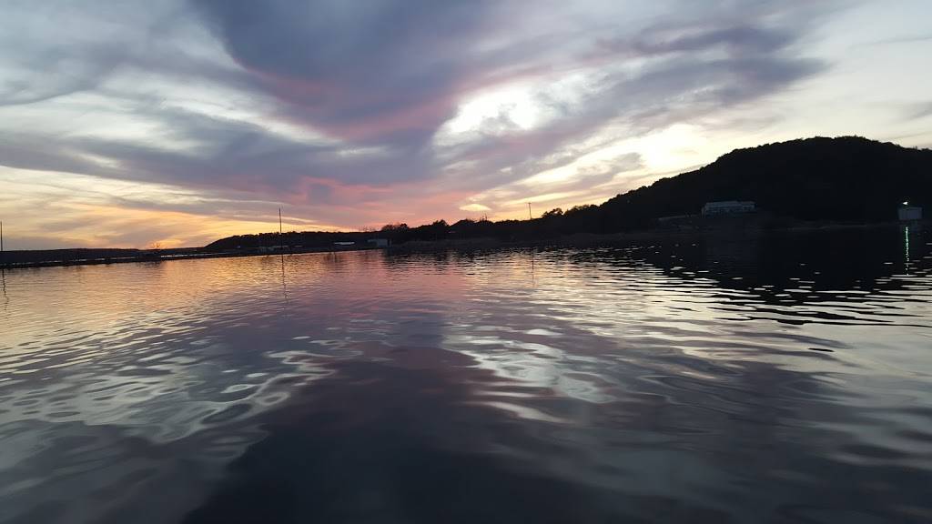 Hungry Fox Restaurant | restaurant | 4705 Fox Hollow Road, Graham, TX 76450, USA | 9405491801 OR +1 940-549-1801