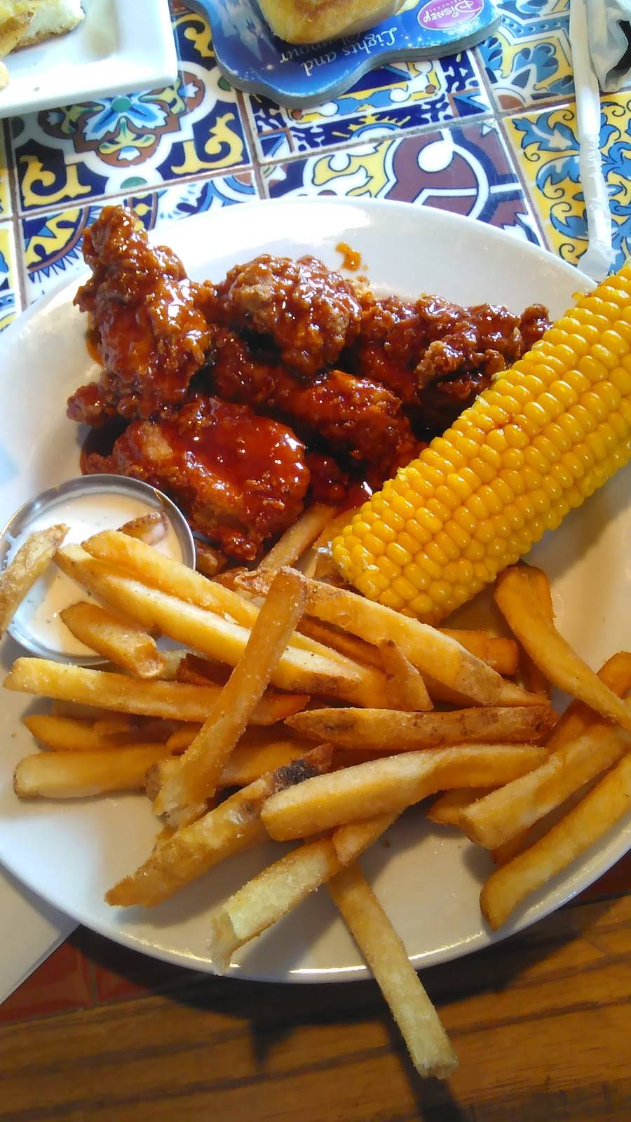 Chilis Grill & Bar | meal takeaway | 1323 S Reed Rd, Kokomo, IN 46902, USA | 7654571485 OR +1 765-457-1485