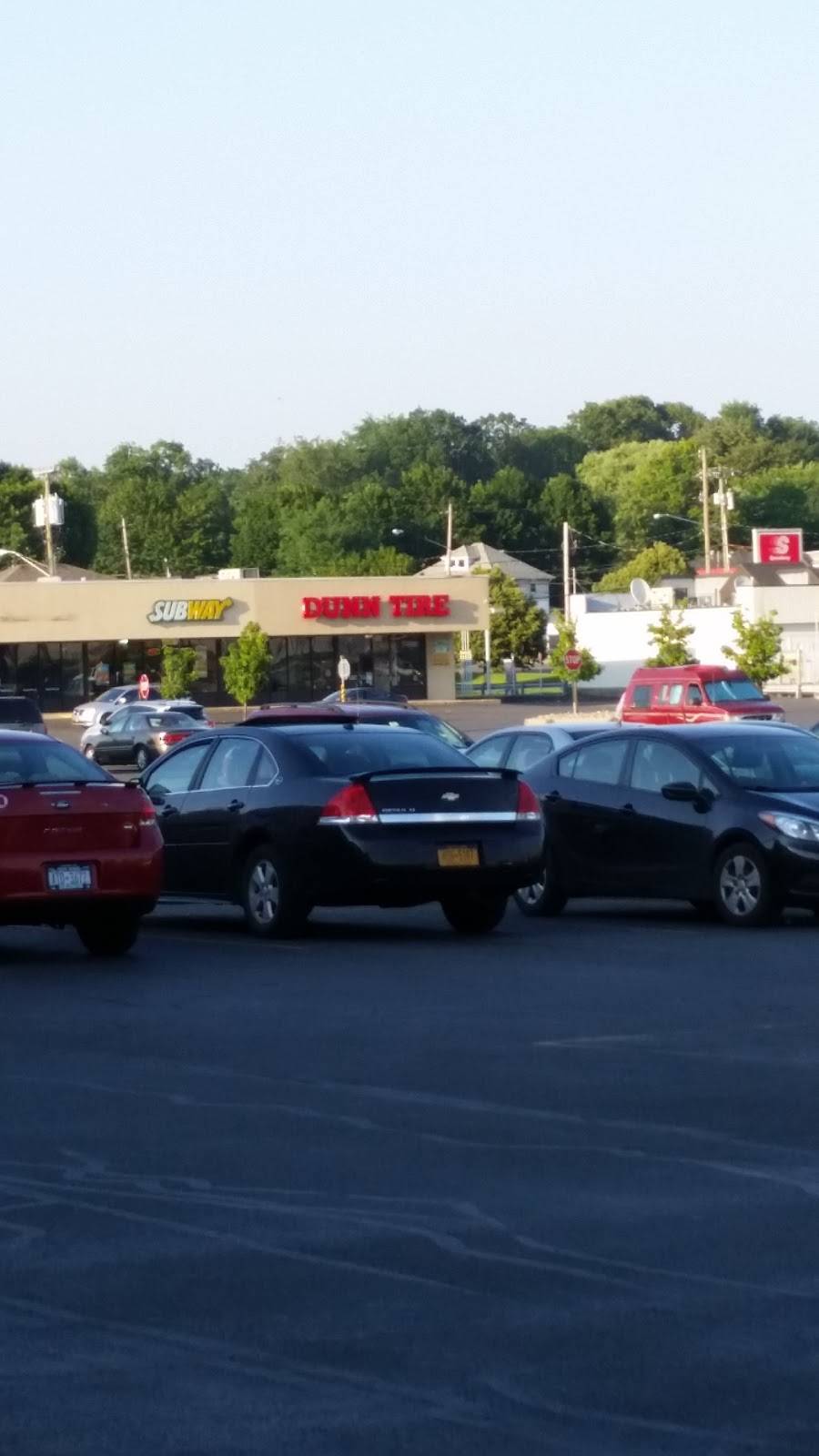 Subway | restaurant | 217 Grant Ave, Auburn, NY 13021, USA | 3152529600 OR +1 315-252-9600