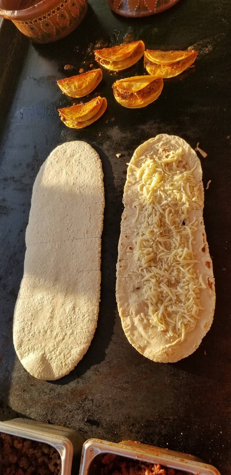 Takos Zumba Jalisco | restaurant | 205 N Main St, Highlands, TX 77562, USA | 8327923504 OR +1 832-792-3504