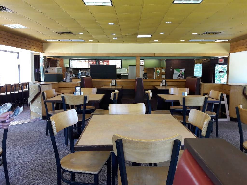 Papa Ginos | restaurant | 1018 Lexington St, Waltham, MA 02452, USA | 7818936440 OR +1 781-893-6440