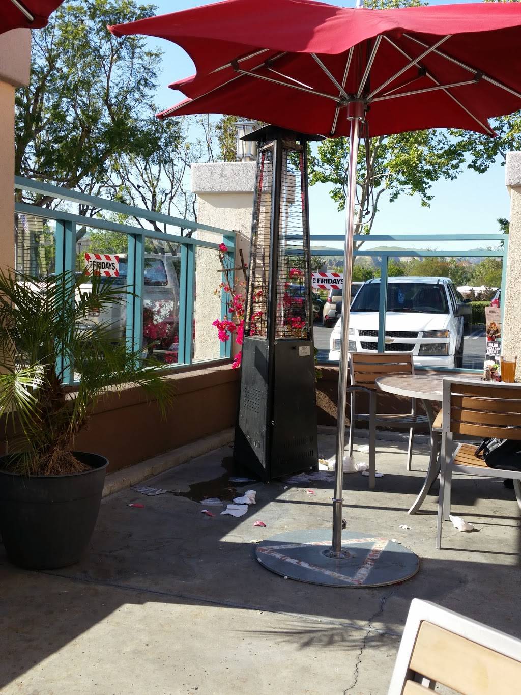 TGI Fridays | restaurant | 2795 Tapo Canyon Rd, Simi Valley, CA 93063, USA | 8053069073 OR +1 805-306-9073