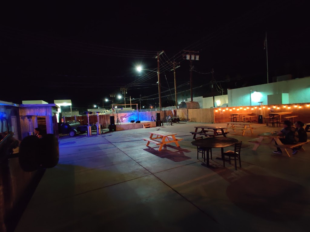 Hot Rods & Beer | restaurant | 235 West E 5th St, Holtville, CA 92250, USA | 7603569900 OR +1 760-356-9900