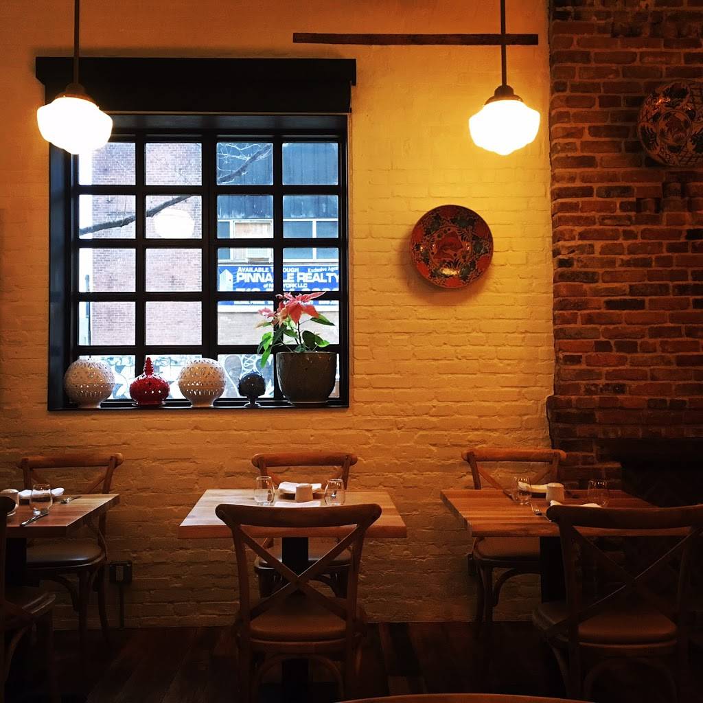 Naked Dog | restaurant | 47 Java St, Brooklyn, NY 11222, USA | 9293378096 OR +1 929-337-8096