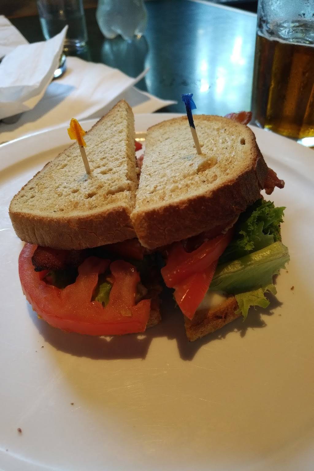 Harrison Park Inn Restaurant | restaurant | 137 2nd Ave E, Owen Sound, ON N4K 2E5, Canada | 5193765151 OR +1 519-376-5151