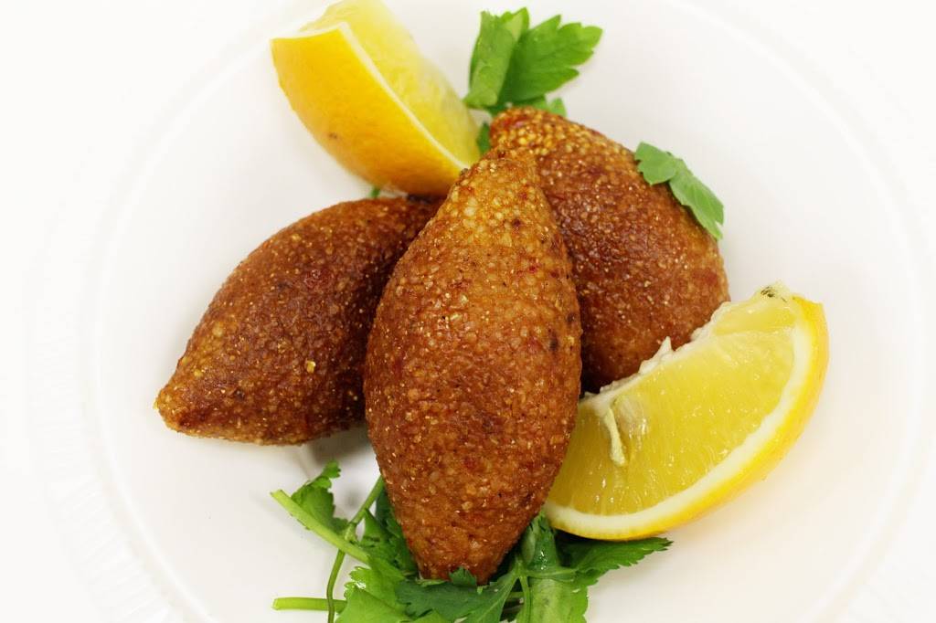 Mad Bee Cafe | restaurant | 12065 Branford St Unit #16, Sun Valley, CA 91352, USA | 8183026633 OR +1 818-302-6633