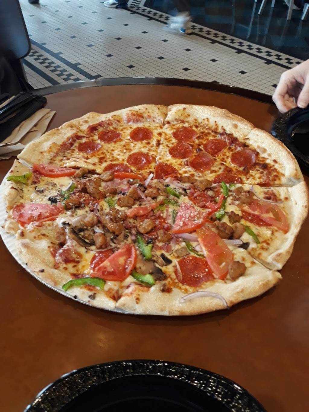 Louies Italian Restaurant | restaurant | 104 57th Ave, Orlando, FL 32819, USA | 4073638000 OR +1 407-363-8000