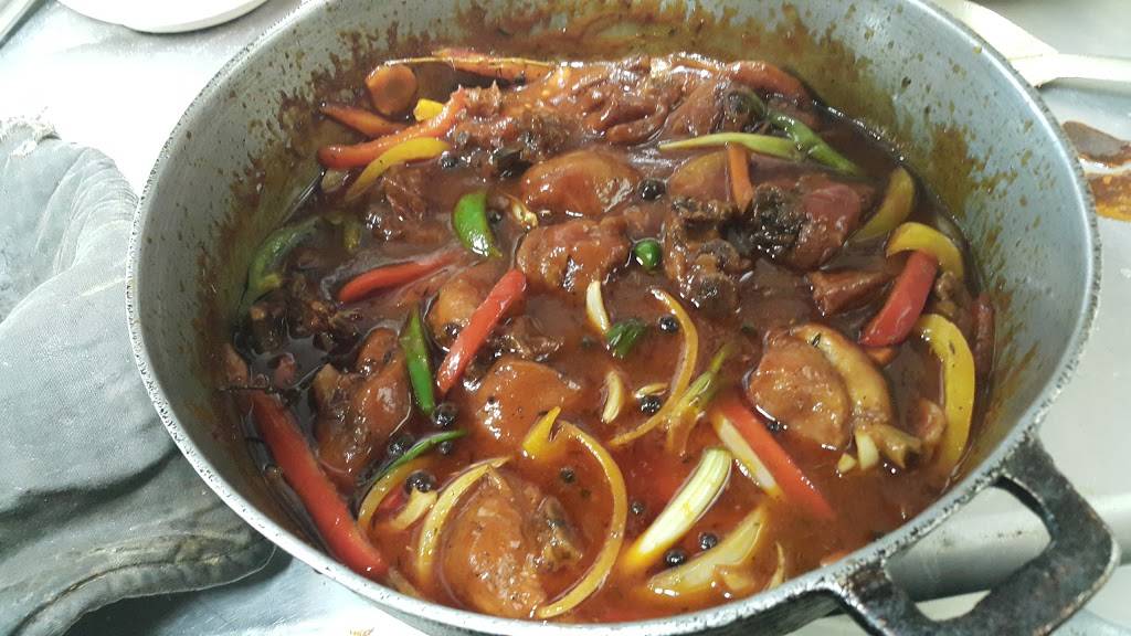 Johnnys Classic Quizine | restaurant | 713 Beach 20th St, Far Rockaway, NY 11691, USA | 7188683268 OR +1 718-868-3268