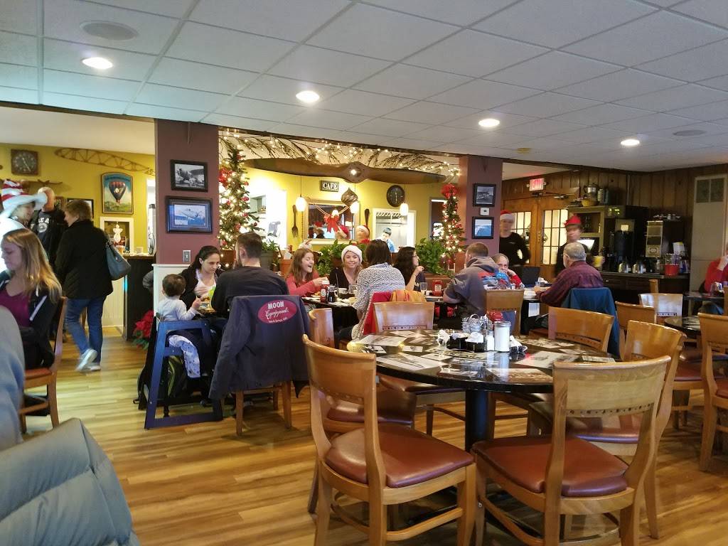 Sky Cafe | restaurant | 48 Sky Manor Rd, Pittstown, NJ 08867, USA | 9089963442 OR +1 908-996-3442