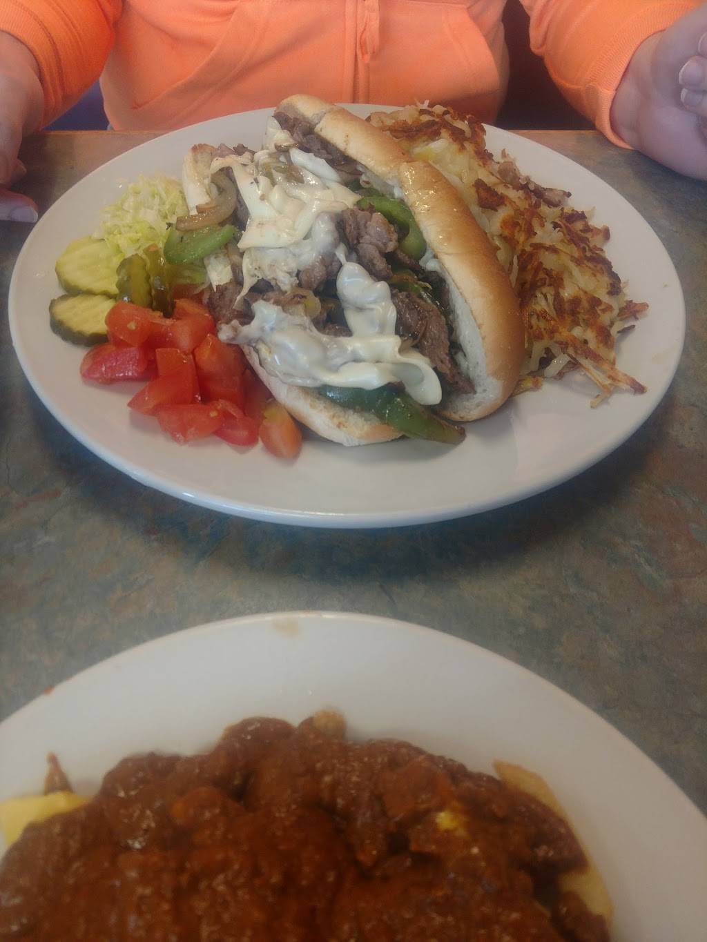 Newburgh Grill | restaurant | 8871 Newburgh Rd, Livonia, MI 48150, USA | 7349530000 OR +1 734-953-0000