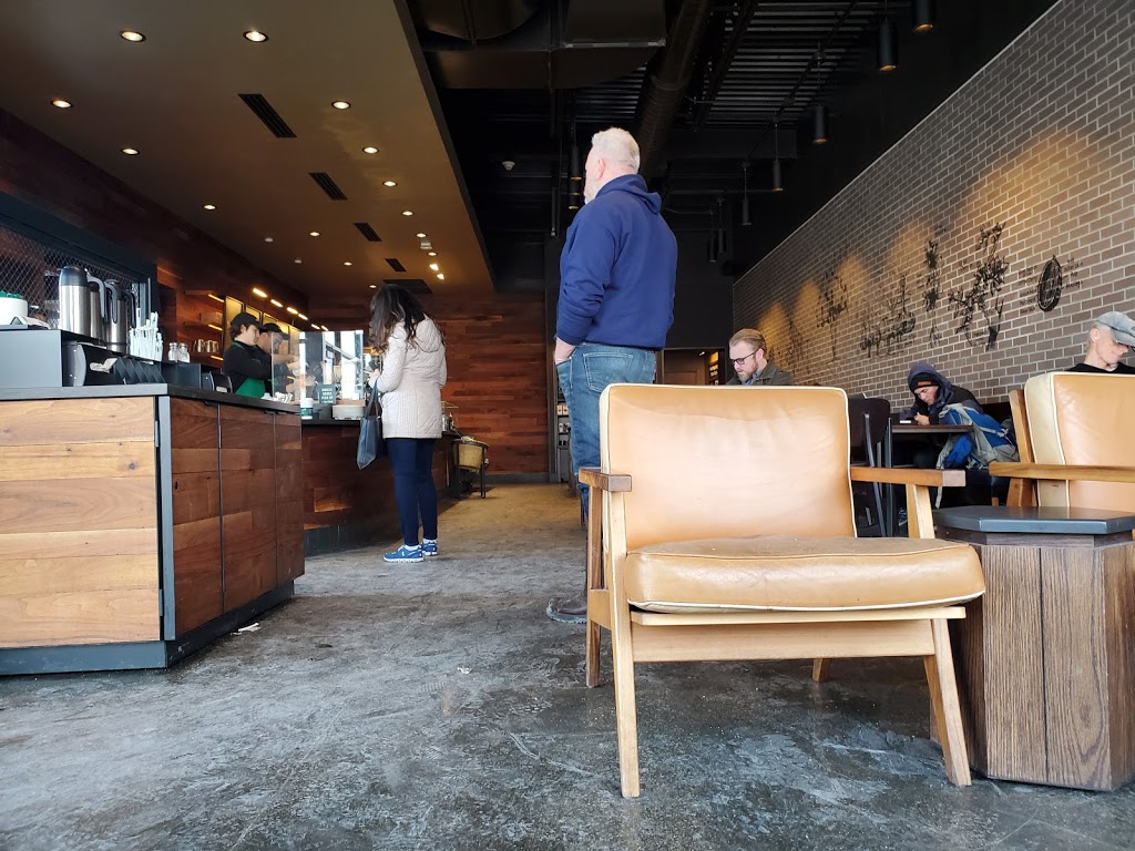 Starbucks | cafe | 2566B N Elston Ave, Chicago, IL 60647, USA | 7732272936 OR +1 773-227-2936