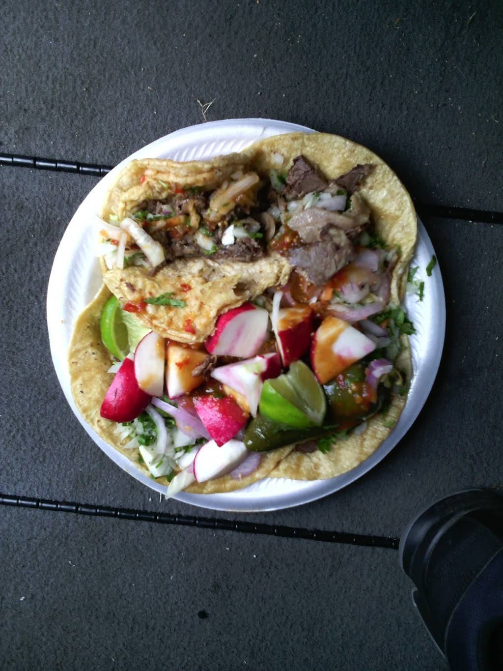 Primos Tacos | restaurant | 7641 Dix St, Detroit, MI 48209, USA | 3137291047 OR +1 313-729-1047