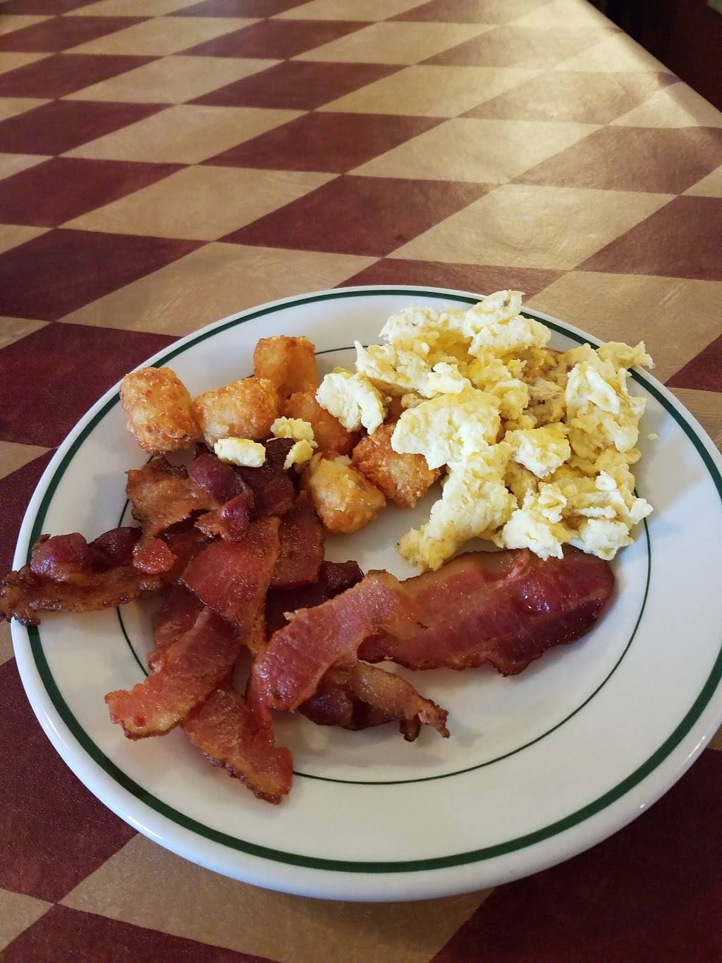 Hogg Heaven BBQ | restaurant | 411 W 9th St, Mt Carmel, IL 62863, USA | 6182627779 OR +1 618-262-7779