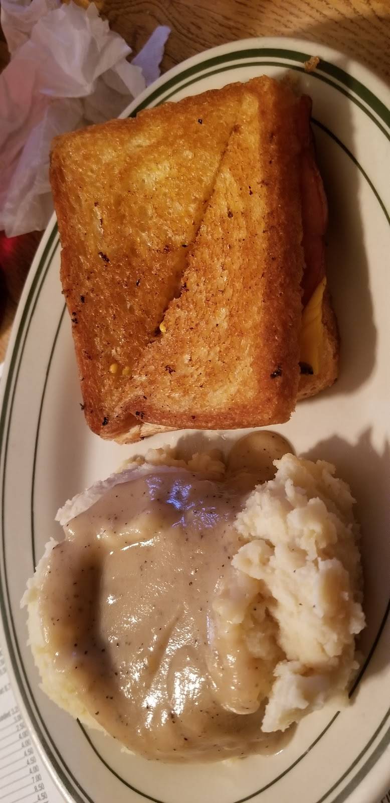 Pioneer Restaurant & Lounge | restaurant | 412 Court St, Brookville, IN 47012, USA | 7656477935 OR +1 765-647-7935