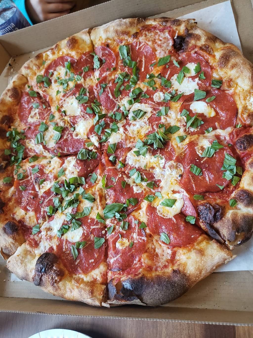 A&B Pizza | restaurant | 280 S Roosevelt Dr, Seaside, OR 97138, USA | 5037397525 OR +1 503-739-7525