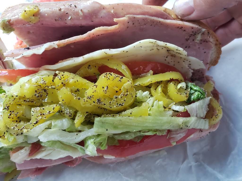 Donatellos Italian market | restaurant | 266 CT-163, Montville, CT 06353, USA | 8608928113 OR +1 860-892-8113