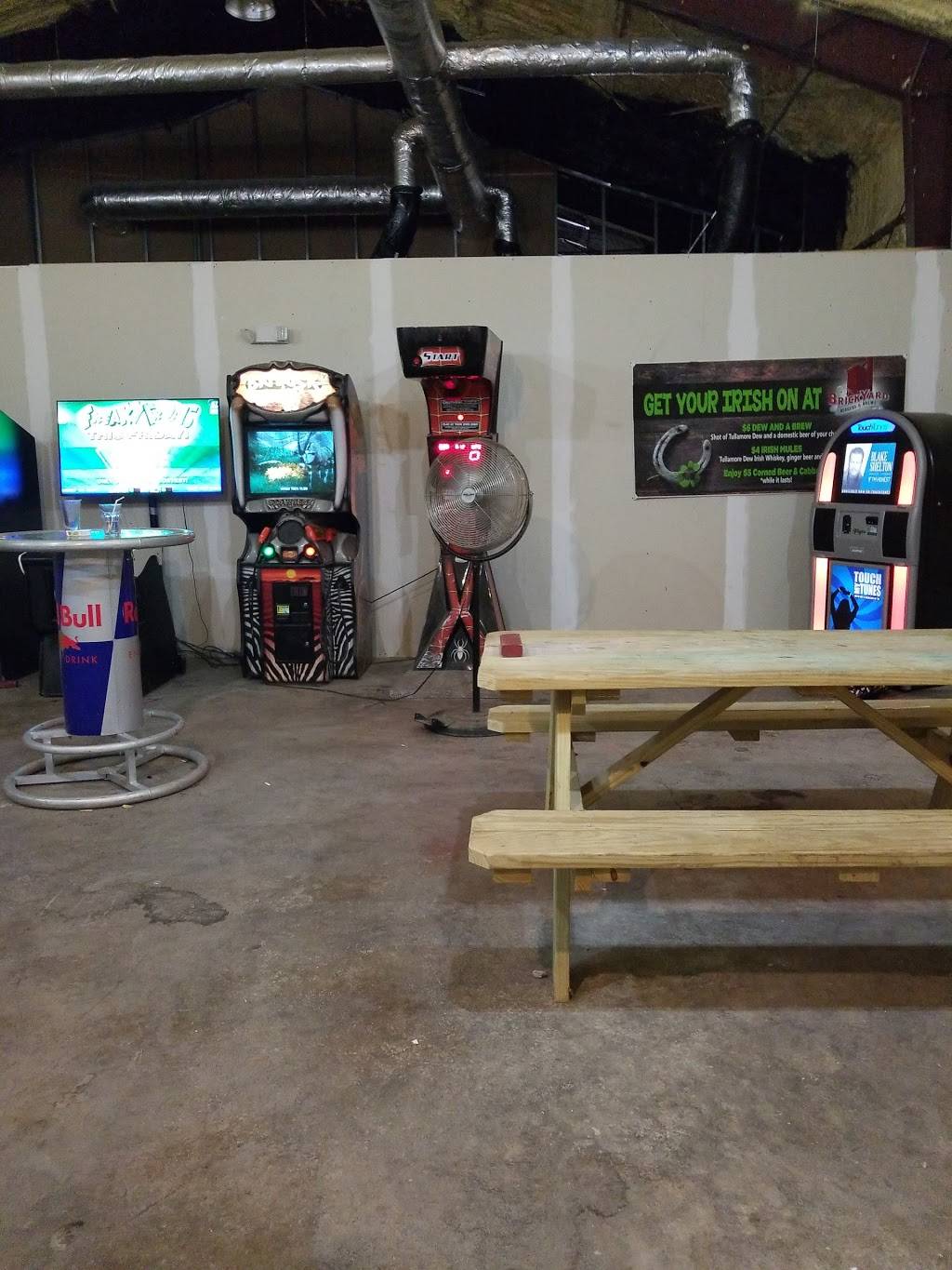 Brickyard Burgers & Brews | restaurant | 1802 Greene St, Adel, IA 50003, USA | 5159934200 OR +1 515-993-4200