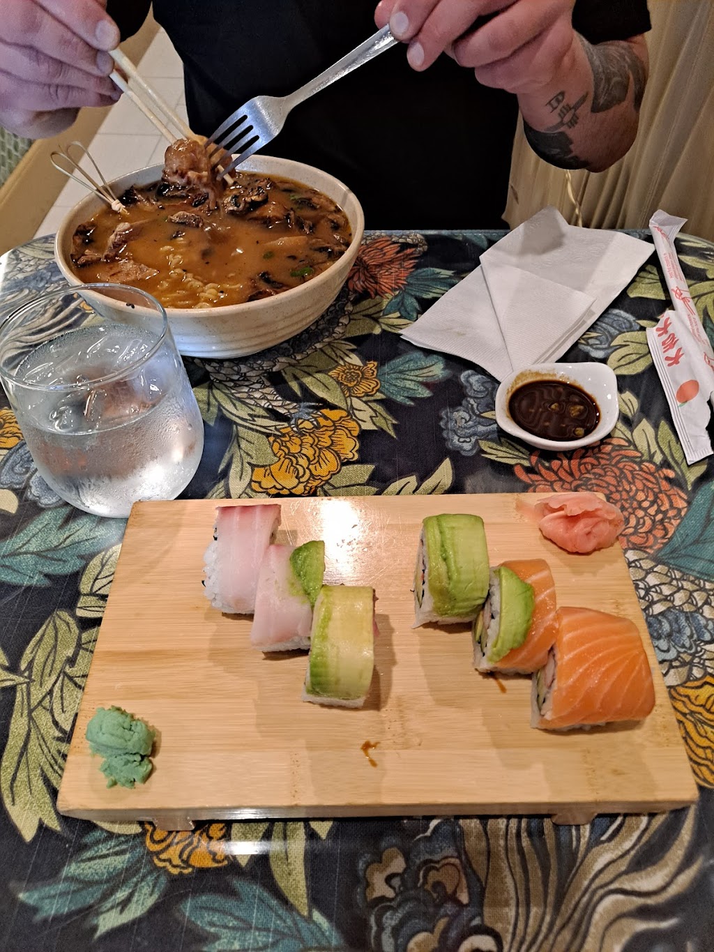 OISHI | restaurant | 508 Douglas Ave, Las Vegas, NM 87701, USA | 5058071125 OR +1 505-807-1125