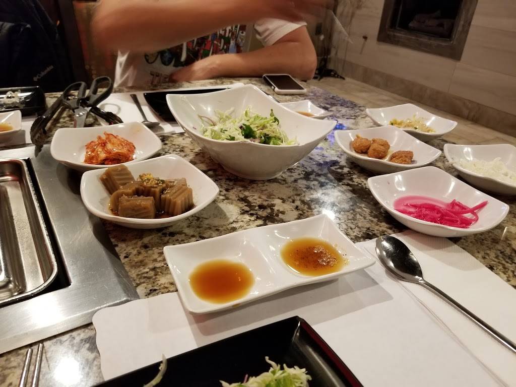 Blue House | restaurant | 1030 Howe Ave, Sacramento, CA 95825, USA | 9166462004 OR +1 916-646-2004