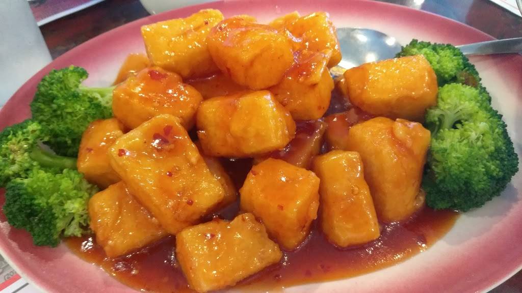 Pak Lee | restaurant | 252 Madison Ave, Skowhegan, ME 04976, USA | 2074743775 OR +1 207-474-3775