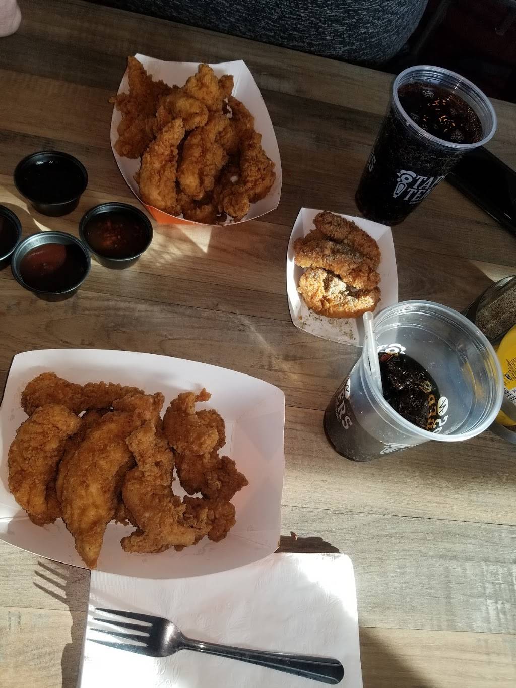 Taps N Tenders | restaurant | 3320 IL-59, Naperville, IL 60564, USA | 6309618277 OR +1 630-961-8277