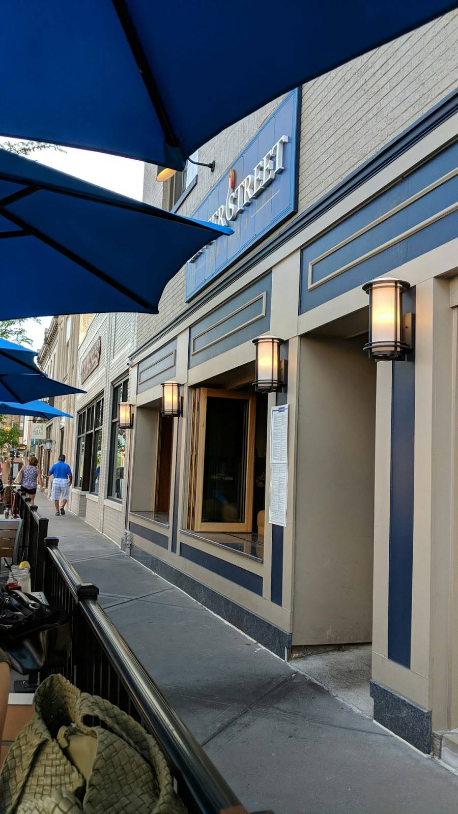 Center Street Grille | restaurant | 135 N Center St, Northville, MI 48167, USA | 2489243135 OR +1 248-924-3135