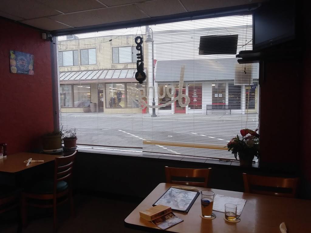 Riverside Cafe | restaurant | 673-705 SE Pioneer Way, Oak Harbor, WA 98277, USA | 3602400250 OR +1 360-240-0250