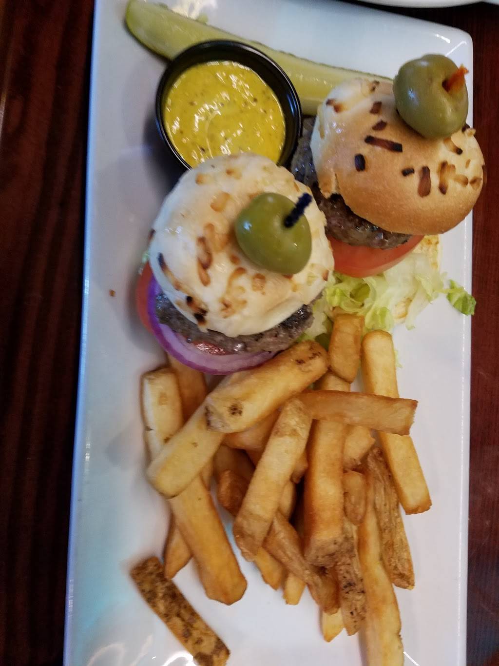 Culhane’s Irish Pub & Restaurant | night club | 967 Atlantic Blvd, Atlantic Beach, FL 32233, USA | 9042499595 OR +1 904-249-9595