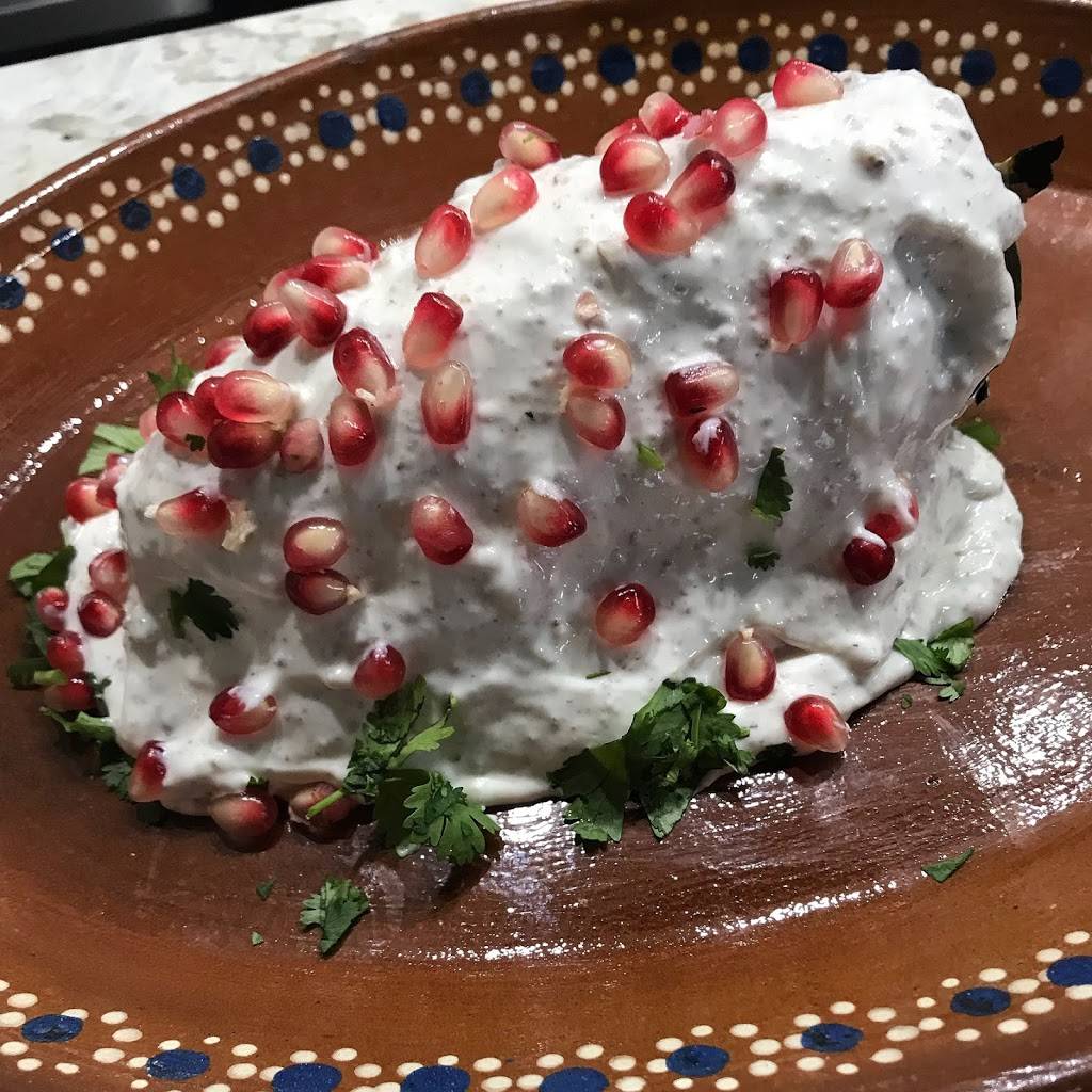 D’ La Santa | restaurant | 2359 10th Ave E, Seattle, WA 98102, USA | 2067092222 OR +1 206-709-2222