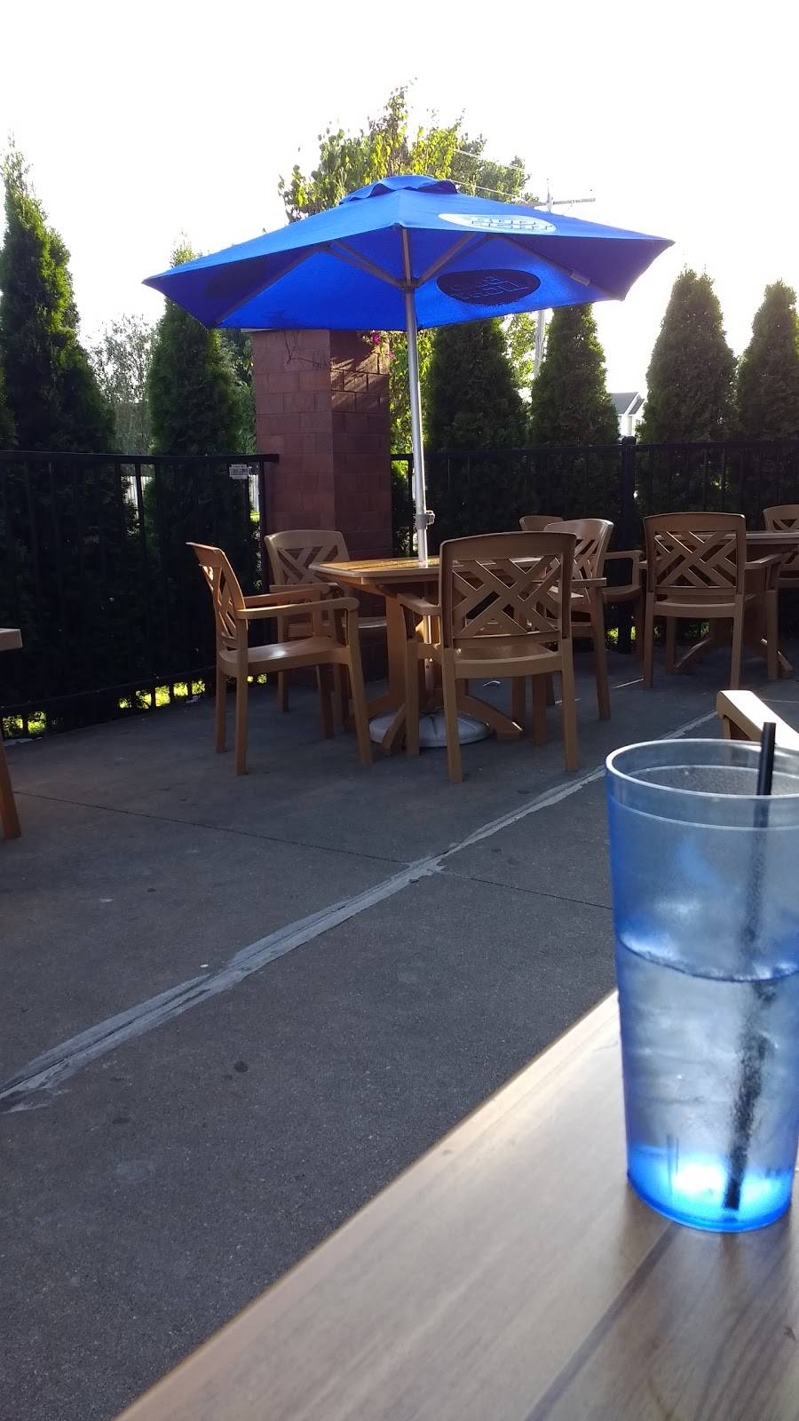 Draft House Bar & Restaurant | restaurant | 1010 Enterprise Dr, Verona, WI 53593, USA | 6088483158 OR +1 608-848-3158