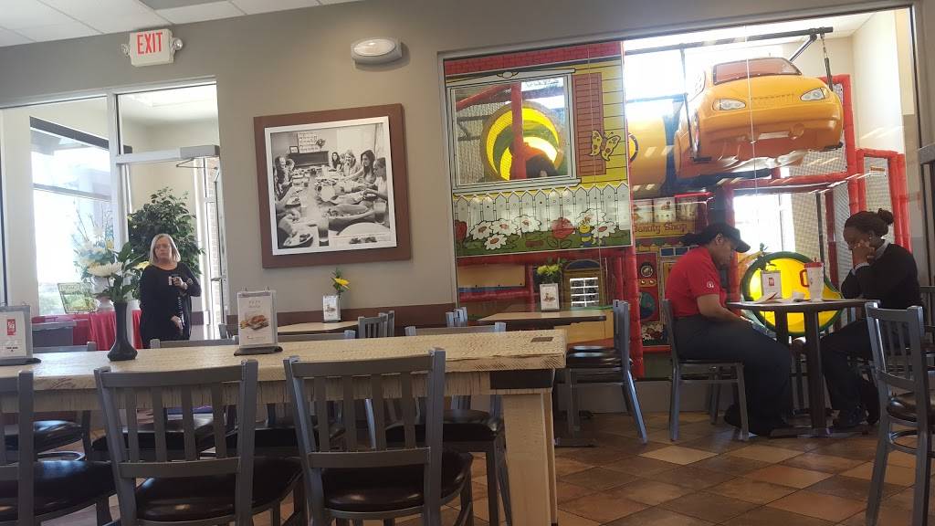 Chick-fil-A | restaurant | 2429 W Wheatland Rd, Dallas, TX 75237, USA | 9722964090 OR +1 972-296-4090