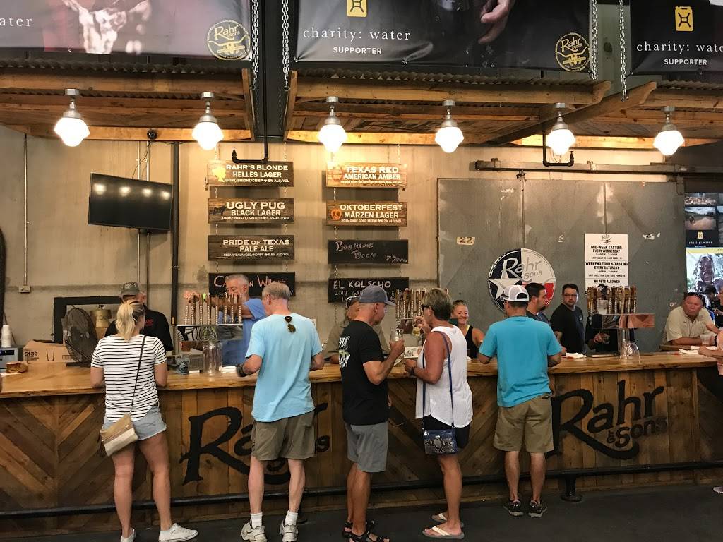 Rahr & Sons Brewing | restaurant | 701 Galveston Ave, Fort Worth, TX 76104, USA | 8178109266 OR +1 817-810-9266