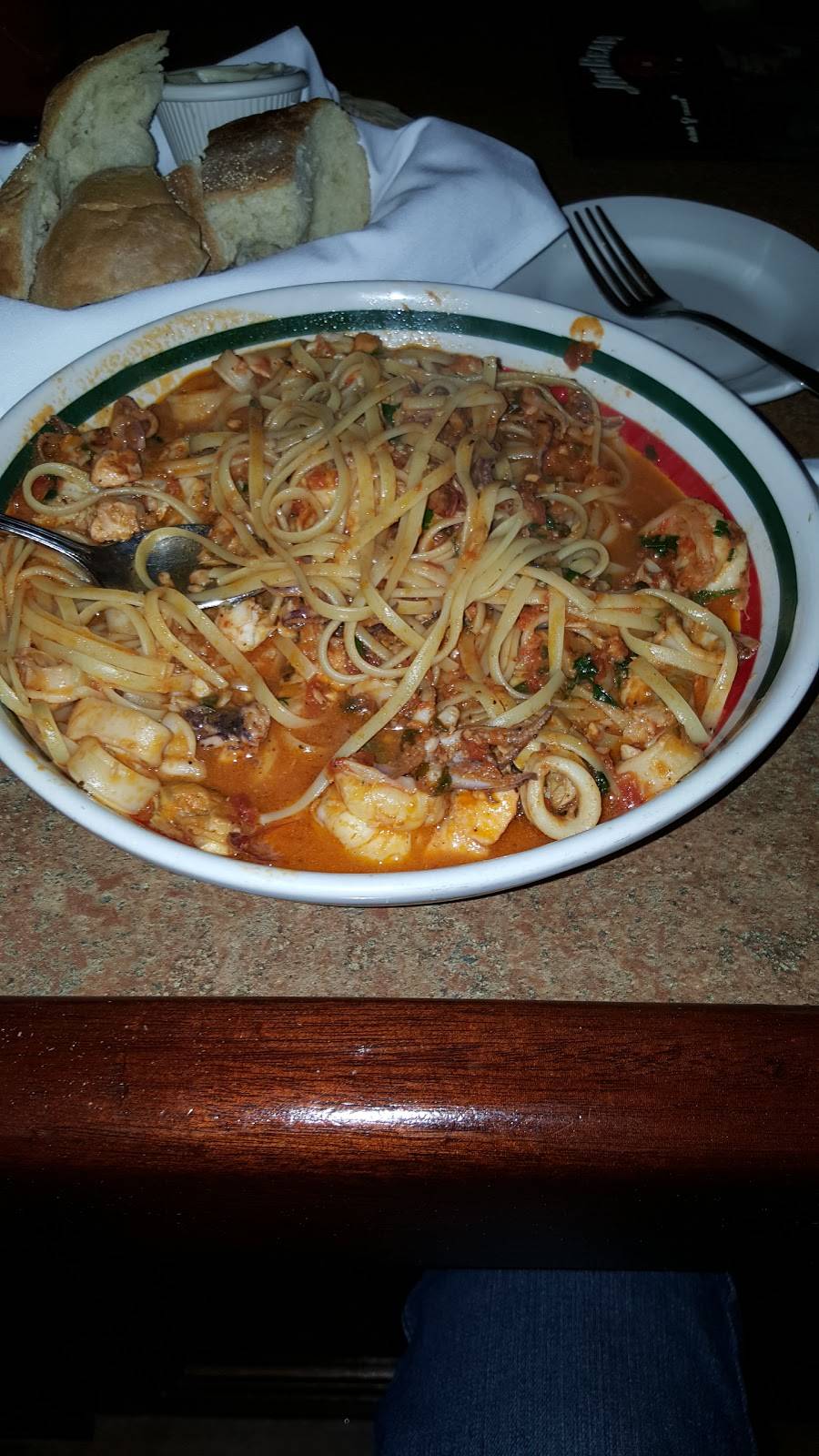 Carmines Tuscan Grill | restaurant | 1500 Whalley Ave, New Haven, CT 06515, USA | 2033892805 OR +1 203-389-2805