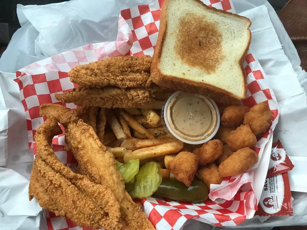 Snappy Catfish | restaurant | 3534 N Hampton Rd, Dallas, TX 75212, USA | 2148193862 OR +1 214-819-3862