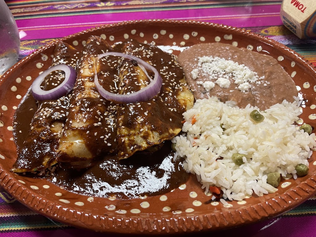 Serafins Mexican Cuisine | restaurant | 1809 Eldridge Pkwy Suite 114, Houston, TX 77077, USA | 8322885862 OR +1 832-288-5862