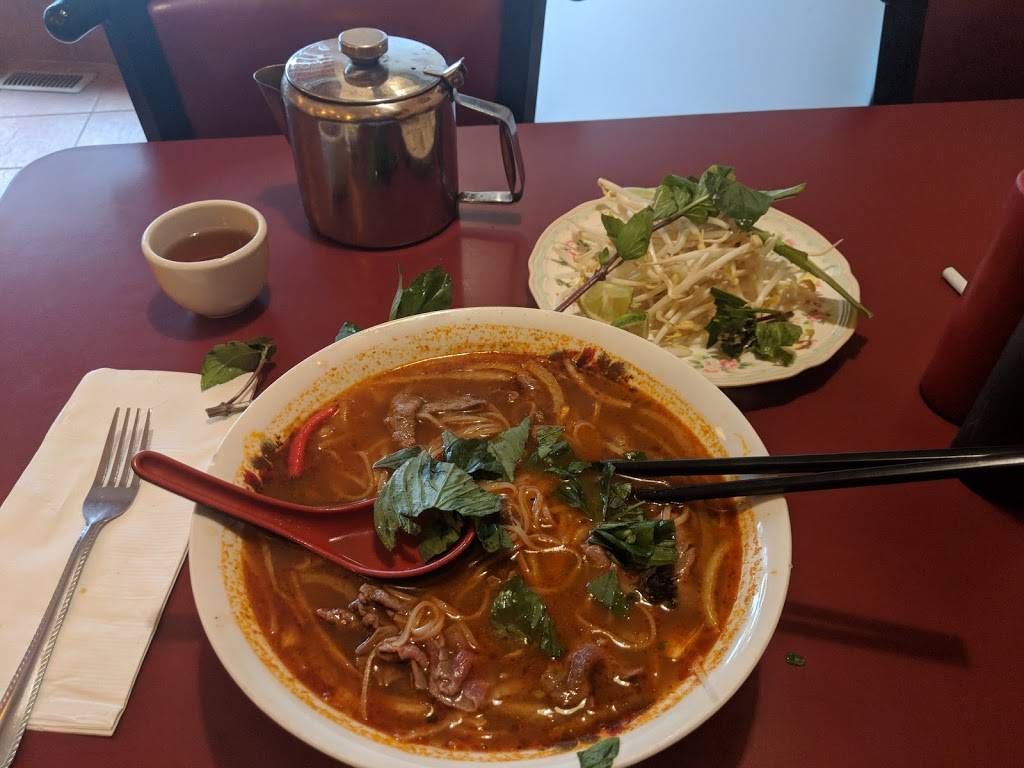 Saigon On Brant | restaurant | 474 Brant St, Burlington, ON L7R 2G3, Canada | 9056339262 OR +1 905-633-9262