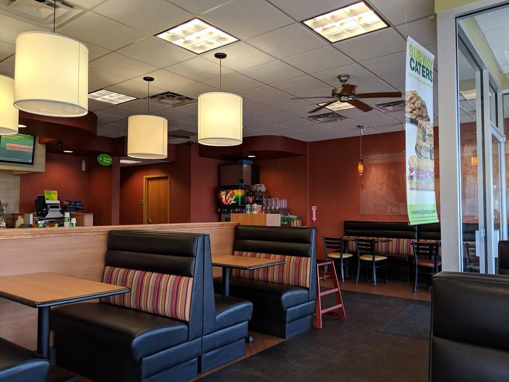 Subway | restaurant | 9641 Olive Blvd, St. Louis, MO 63132, USA | 3149977827 OR +1 314-997-7827