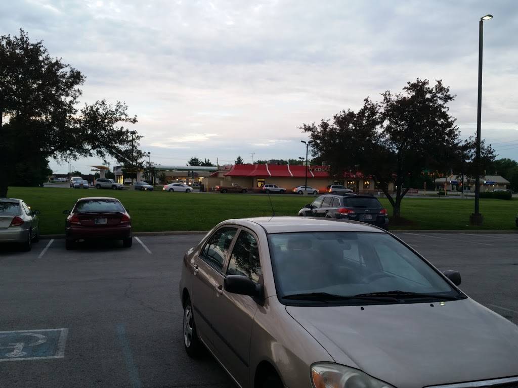 Subway Restaurants | restaurant | 7118 Woodland Dr, Indianapolis, IN 46278, USA | 3175361695 OR +1 317-536-1695