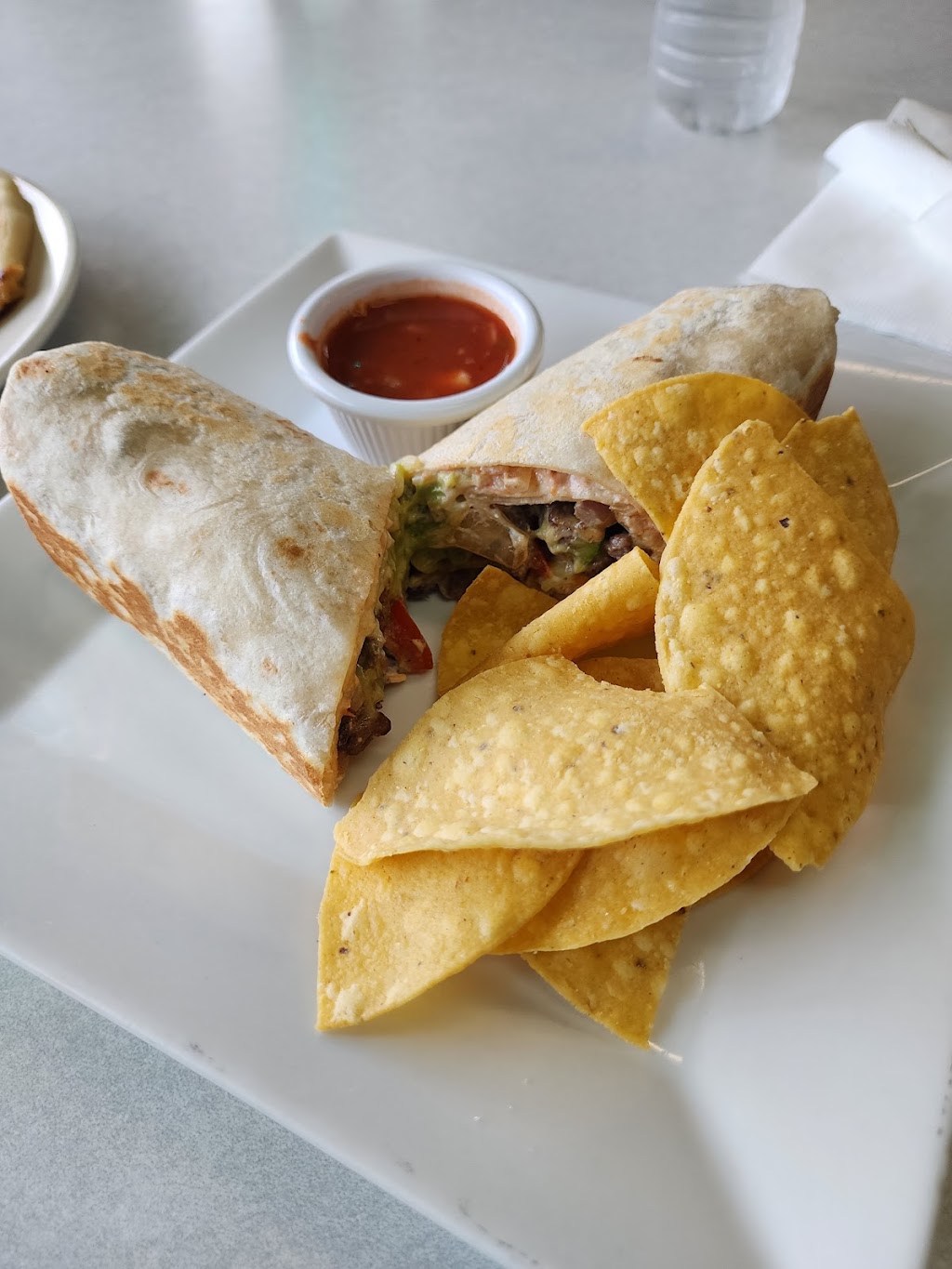 Super Burritos II | restaurant | 429 Lynnway, Lynn, MA 01905, USA | 7815936200 OR +1 781-593-6200