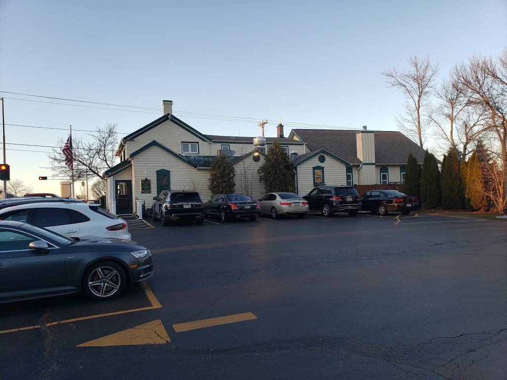 The Range Line Inn | restaurant | 2635 W Mequon Rd, Mequon, WI 53092, USA | 2622420530 OR +1 262-242-0530